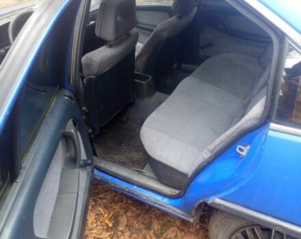 Синий Опель Омега, объемом двигателя 2 л и пробегом 300 тыс. км за 850 $, фото 2 на Automoto.ua