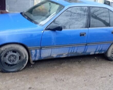Синій Опель Омега, об'ємом двигуна 0 л та пробігом 300 тис. км за 900 $, фото 1 на Automoto.ua
