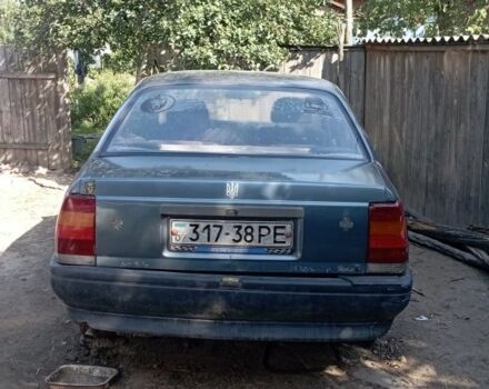 Синій Опель Омега, об'ємом двигуна 2 л та пробігом 290 тис. км за 700 $, фото 2 на Automoto.ua