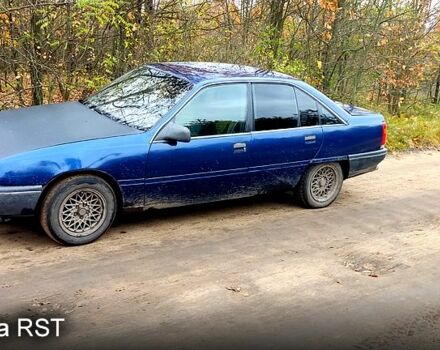 Синій Опель Омега, об'ємом двигуна 1.8 л та пробігом 300 тис. км за 1000 $, фото 11 на Automoto.ua