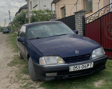 Опель Омега 1987 в Тлумаче на Automoto.ua Синий Опель Омега, объемом двигателя 2 л и пробегом 300 тыс. км за 800 $, фото 2 на Automoto.ua