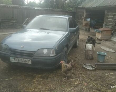 Синій Опель Омега, об'ємом двигуна 2 л та пробігом 290 тис. км за 700 $, фото 1 на Automoto.ua