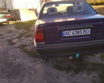 Синий Опель Омега, объемом двигателя 2 л и пробегом 270 тыс. км за 1500 $, фото 2 на Automoto.ua