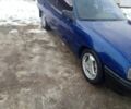 Синій Опель Омега, об'ємом двигуна 1.8 л та пробігом 318 тис. км за 1200 $, фото 4 на Automoto.ua