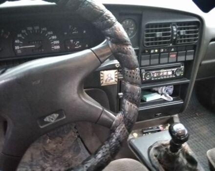 Синій Опель Омега, об'ємом двигуна 2 л та пробігом 300 тис. км за 2200 $, фото 4 на Automoto.ua