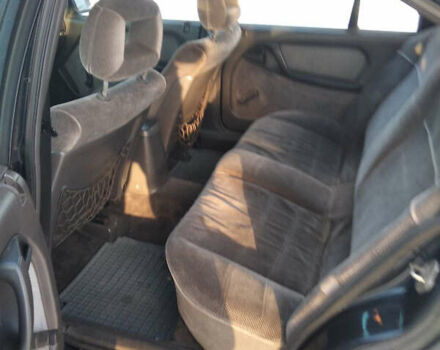 Синий Опель Омега, объемом двигателя 2 л и пробегом 278 тыс. км за 2200 $, фото 10 на Automoto.ua