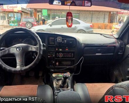 Синий Опель Омега, объемом двигателя 20 л и пробегом 320 тыс. км за 1650 $, фото 5 на Automoto.ua