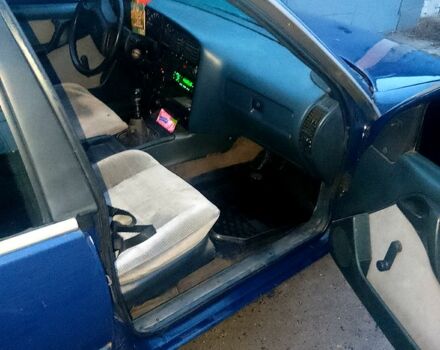 Синий Опель Омега, объемом двигателя 2 л и пробегом 0 тыс. км за 650 $, фото 4 на Automoto.ua
