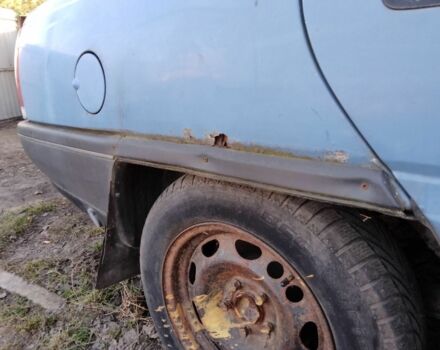 Синий Опель Омега, объемом двигателя 2 л и пробегом 30 тыс. км за 665 $, фото 4 на Automoto.ua