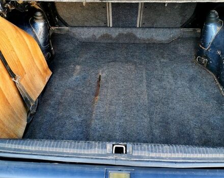 Синий Опель Омега, объемом двигателя 20 л и пробегом 265 тыс. км за 1100 $, фото 5 на Automoto.ua