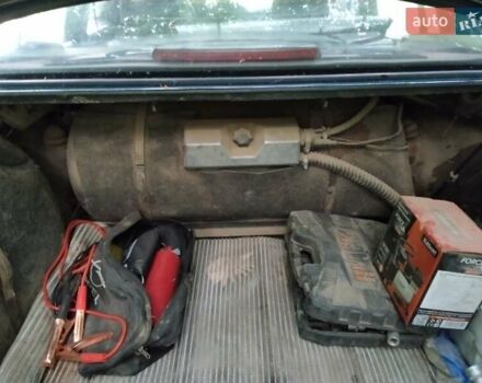 Синий Опель Омега, объемом двигателя 2 л и пробегом 456 тыс. км за 900 $, фото 4 на Automoto.ua