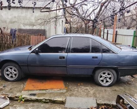 Синий Опель Омега, объемом двигателя 2 л и пробегом 400 тыс. км за 403 $, фото 5 на Automoto.ua