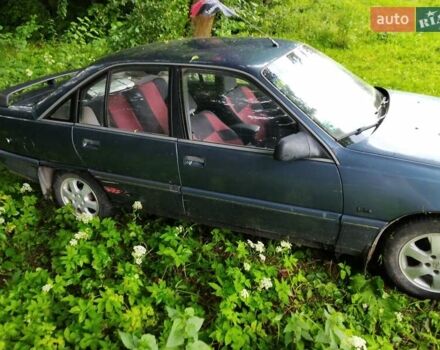 Синий Опель Омега, объемом двигателя 2 л и пробегом 456 тыс. км за 900 $, фото 1 на Automoto.ua