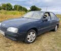 Синій Опель Омега, об'ємом двигуна 2 л та пробігом 200 тис. км за 500 $, фото 1 на Automoto.ua