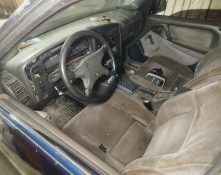 Опель Омега 1988 в Дрогобыче на Automoto.ua Синий Опель Омега, объемом двигателя 0 л и пробегом 300 тыс. км за 900 $, фото 5 на Automoto.ua