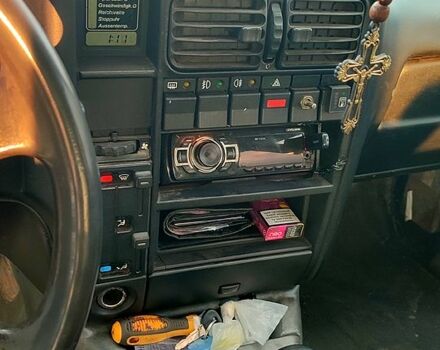 Синій Опель Омега, об'ємом двигуна 2 л та пробігом 0 тис. км за 1200 $, фото 4 на Automoto.ua