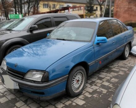 Синий Опель Омега, объемом двигателя 2 л и пробегом 280 тыс. км за 871 $, фото 3 на Automoto.ua
