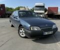 Синій Опель Омега, об'ємом двигуна 2 л та пробігом 300 тис. км за 671 $, фото 1 на Automoto.ua