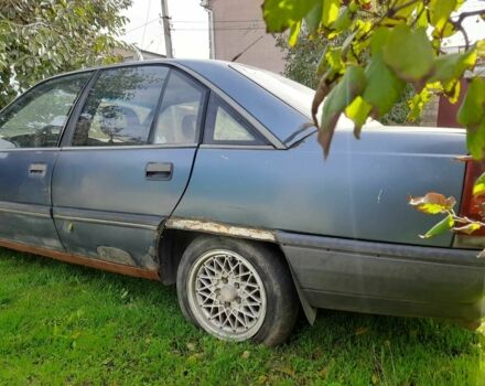 Синий Опель Омега, объемом двигателя 0 л и пробегом 225 тыс. км за 700 $, фото 7 на Automoto.ua