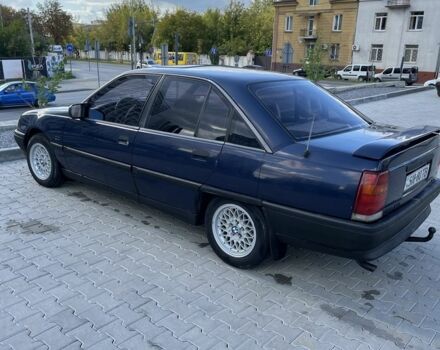 Синій Опель Омега, об'ємом двигуна 2 л та пробігом 216 тис. км за 1500 $, фото 3 на Automoto.ua