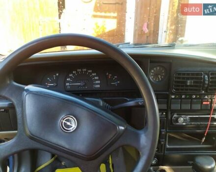 Синій Опель Омега, об'ємом двигуна 2 л та пробігом 270 тис. км за 1650 $, фото 11 на Automoto.ua