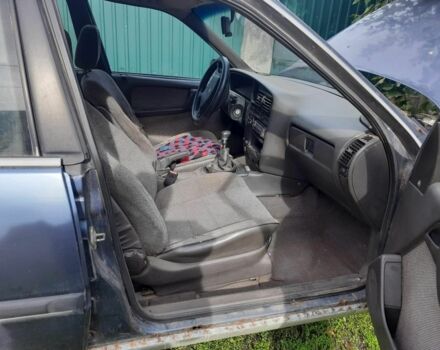 Синий Опель Омега, объемом двигателя 0 л и пробегом 225 тыс. км за 700 $, фото 4 на Automoto.ua