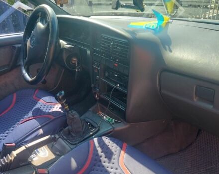 Синий Опель Омега, объемом двигателя 2 л и пробегом 1000 тыс. км за 1400 $, фото 5 на Automoto.ua