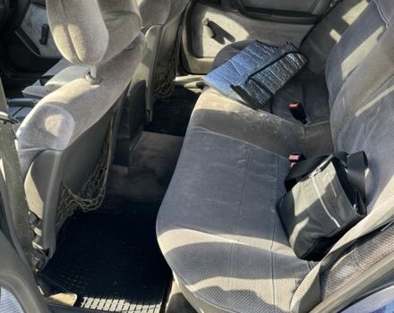 Синій Опель Омега, об'ємом двигуна 2 л та пробігом 216 тис. км за 1500 $, фото 4 на Automoto.ua