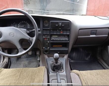 Опель Омега 1989 в Золотоноше на Automoto.ua Синий Опель Омега, объемом двигателя 1.8 л и пробегом 306 тыс. км за 965 $, фото 7 на Automoto.ua