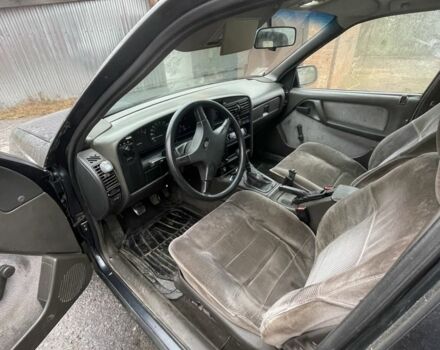 Опель Омега 1989 в Тетиеве на Automoto.ua Синий Опель Омега, объемом двигателя 2 л и пробегом 296 тыс. км за 1311 $, фото 6 на Automoto.ua