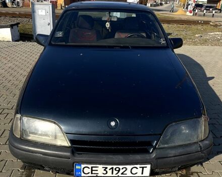 Синий Опель Омега, объемом двигателя 2.4 л и пробегом 271 тыс. км за 1200 $, фото 2 на Automoto.ua