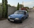 Синий Опель Омега, объемом двигателя 1.8 л и пробегом 111 тыс. км за 1750 $, фото 1 на Automoto.ua