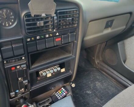 Синий Опель Омега, объемом двигателя 2 л и пробегом 216 тыс. км за 1400 $, фото 2 на Automoto.ua