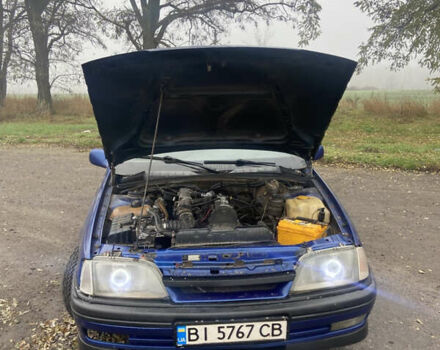 Синий Опель Омега, объемом двигателя 2 л и пробегом 95 тыс. км за 902 $, фото 9 на Automoto.ua