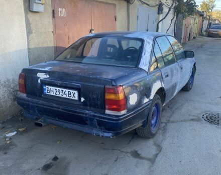 Синій Опель Омега, об'ємом двигуна 1.8 л та пробігом 180 тис. км за 430 $, фото 4 на Automoto.ua