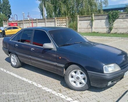 Синій Опель Омега, об'ємом двигуна 2 л та пробігом 350 тис. км за 800 $, фото 2 на Automoto.ua