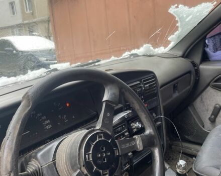 Синий Опель Омега, объемом двигателя 2 л и пробегом 100 тыс. км за 355 $, фото 5 на Automoto.ua