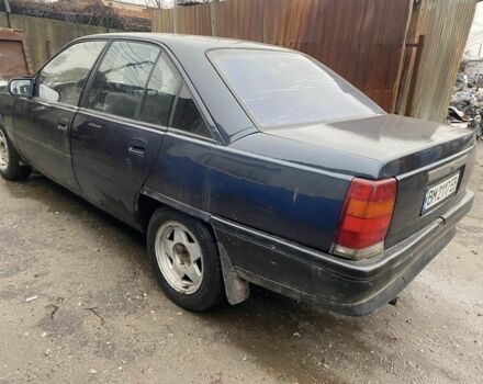 Синий Опель Омега, объемом двигателя 2 л и пробегом 250 тыс. км за 1183 $, фото 3 на Automoto.ua