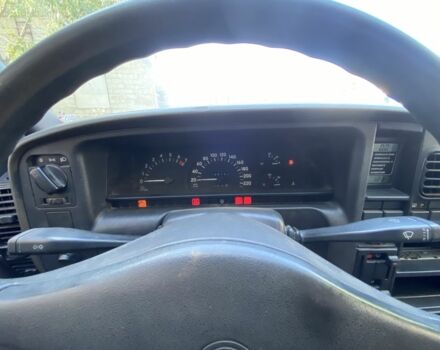 Синий Опель Омега, объемом двигателя 2 л и пробегом 200 тыс. км за 550 $, фото 6 на Automoto.ua