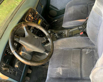 Синій Опель Омега, об'ємом двигуна 2 л та пробігом 363 тис. км за 950 $, фото 9 на Automoto.ua
