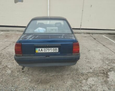 Синий Опель Омега, объемом двигателя 2 л и пробегом 580 тыс. км за 835 $, фото 3 на Automoto.ua