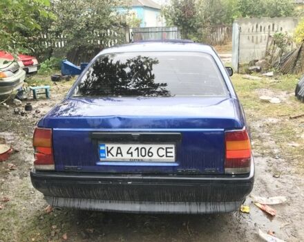 Опель Омега 1990 в Ставище на Automoto.ua Синий Опель Омега, объемом двигателя 1.5 л и пробегом 3 тыс. км за 500 $, фото 7 на Automoto.ua