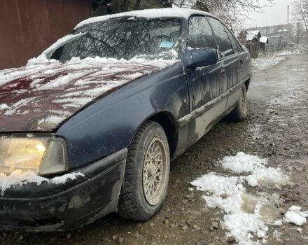 Синий Опель Омега, объемом двигателя 2 л и пробегом 100 тыс. км за 355 $, фото 2 на Automoto.ua