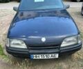Синій Опель Омега, об'ємом двигуна 2 л та пробігом 284 тис. км за 900 $, фото 2 на Automoto.ua