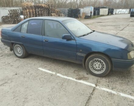 Синий Опель Омега, объемом двигателя 2 л и пробегом 580 тыс. км за 835 $, фото 4 на Automoto.ua