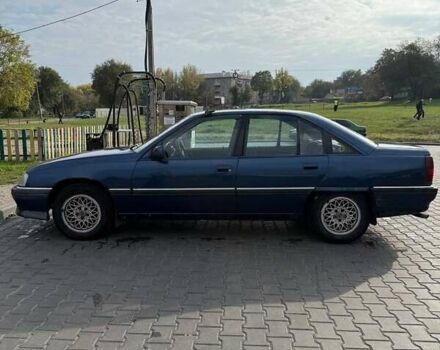 Синий Опель Омега, объемом двигателя 2 л и пробегом 300 тыс. км за 1300 $, фото 3 на Automoto.ua