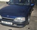Синий Опель Омега, объемом двигателя 0 л и пробегом 350 тыс. км за 3000 $, фото 1 на Automoto.ua
