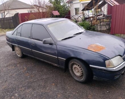 Синий Опель Омега, объемом двигателя 2 л и пробегом 3 тыс. км за 615 $, фото 4 на Automoto.ua