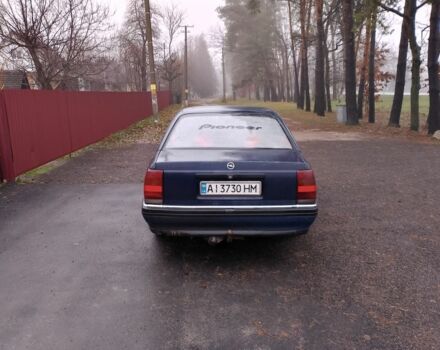 Синий Опель Омега, объемом двигателя 2 л и пробегом 3 тыс. км за 615 $, фото 3 на Automoto.ua