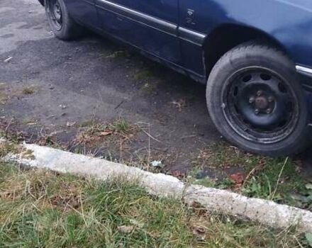 Синий Опель Омега, объемом двигателя 2 л и пробегом 202 тыс. км за 1800 $, фото 10 на Automoto.ua